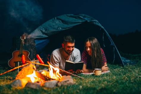 10 Ideeën voor een romantische avond samen thuis